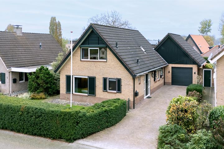 Rhiender Es 7 in Brummen foto