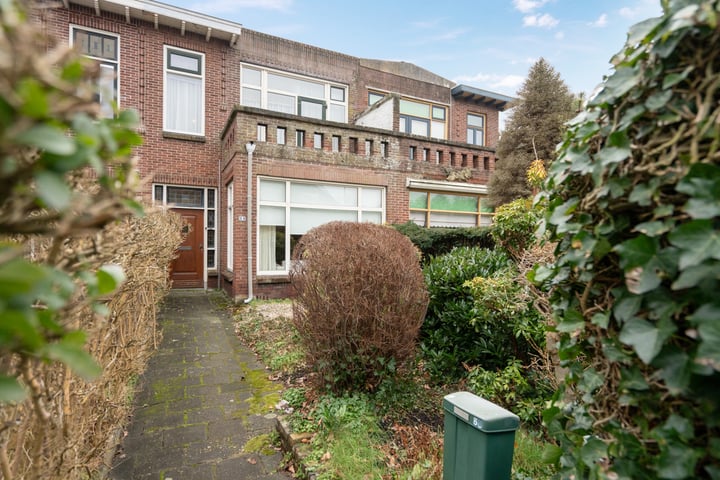 Rhijngeesterstraatweg 50 in Oegstgeest foto
