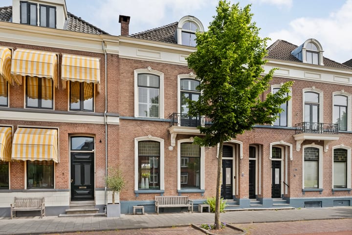 Rhijnvis Feithlaan 8 in Zwolle foto