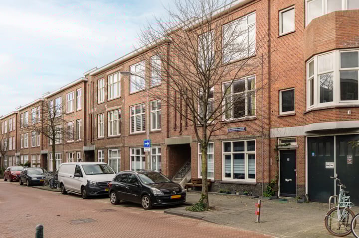 Rhododendronstraat 45 in 's-Gravenhage foto