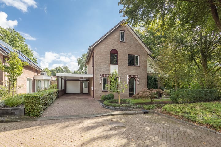 Rhodoslaan 2 in Oldenzaal foto