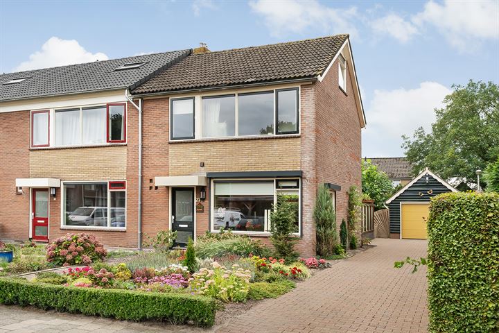 Ribesstraat 23 in Lutten foto