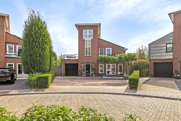 Richard Straussring 8 in Oud-Beijerland foto