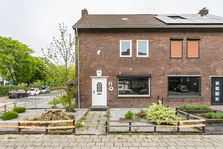 Ridder Vosstraat 1 in Brunssum foto