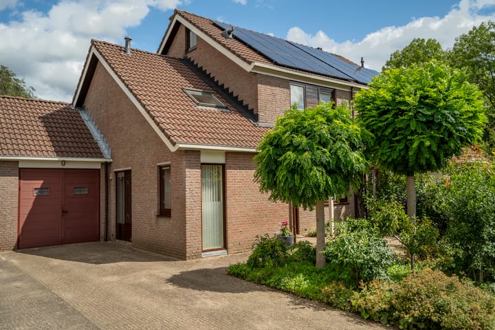 Riddersborch 36 in Houten foto
