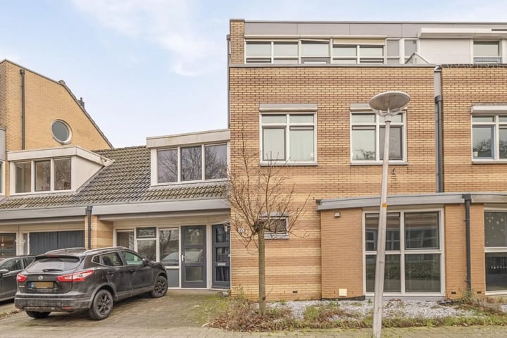 Ridderspoor 16 in Haaksbergen foto