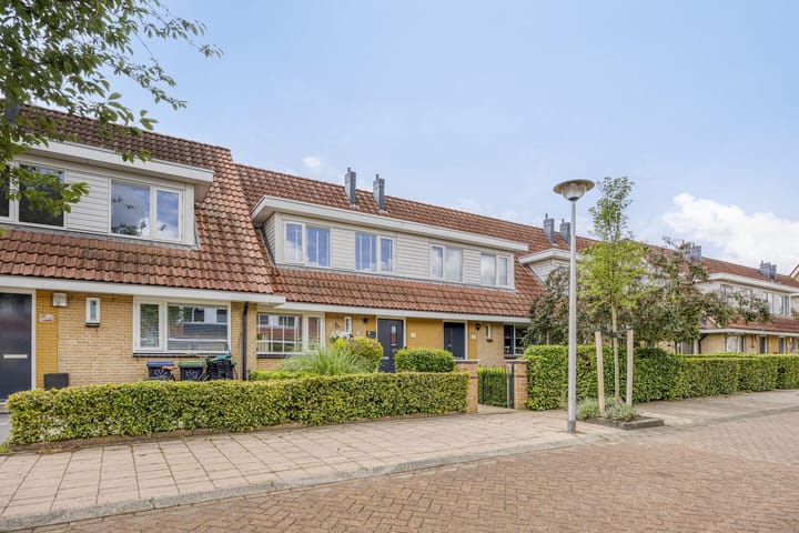 Riedertuin 39 in Barendrecht foto