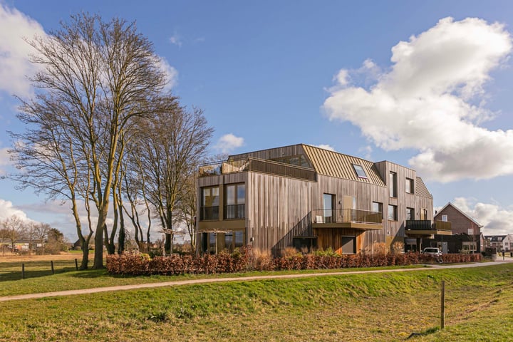 Riederwaard 30 in Cothen foto