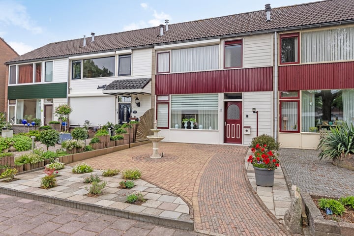 Rietdekkershof 14 in Nieuw-Dordrecht