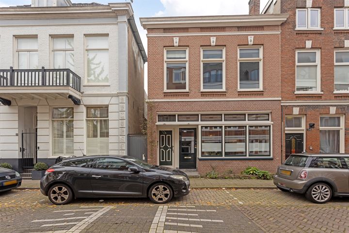Rietgrachtstraat 58A in Arnhem foto