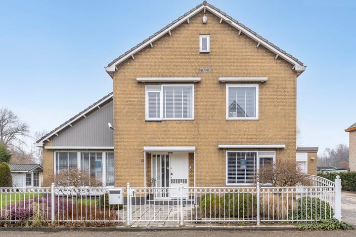 Rietschoot 15 in Oostzaan foto