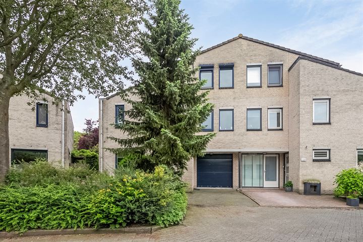 Rietveld-erf 135 in Dordrecht foto