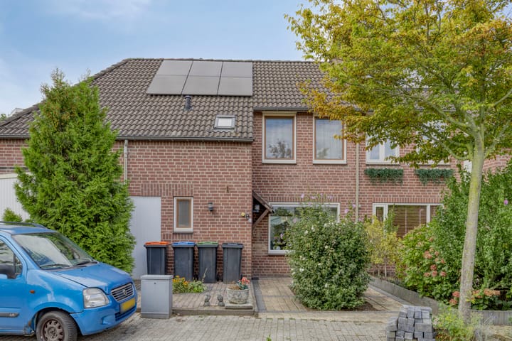 Rietvoornborch 2 in Rosmalen foto