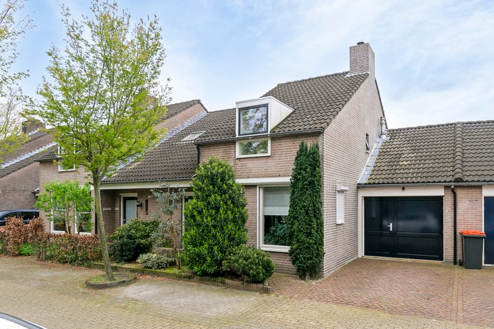 Rietvoornborch 9 in Rosmalen foto