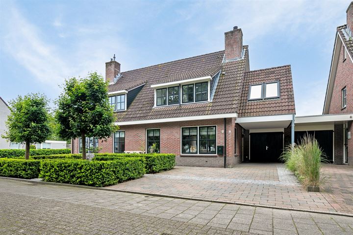 Rietzanger 61 in Veenendaal foto