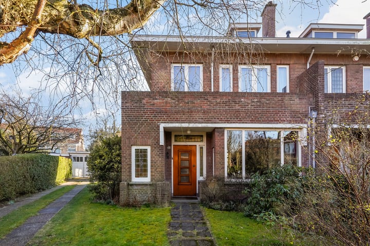 Rietzangerlaan 18 in 's-Gravenhage foto