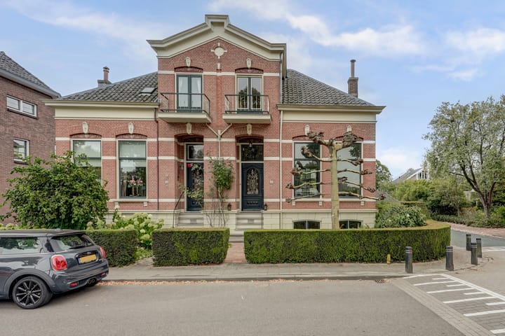 Rijksstraatweg 120 in Warnsveld foto