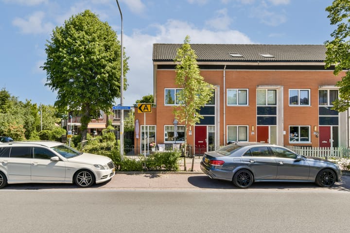 Rijksstraatweg 135 in Duivendrecht foto