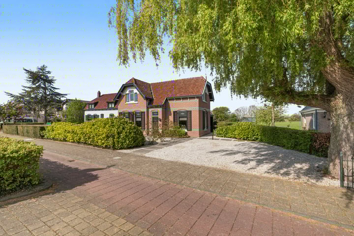 Foto van woning Rijksstraatweg 157, Hellevoetsluis