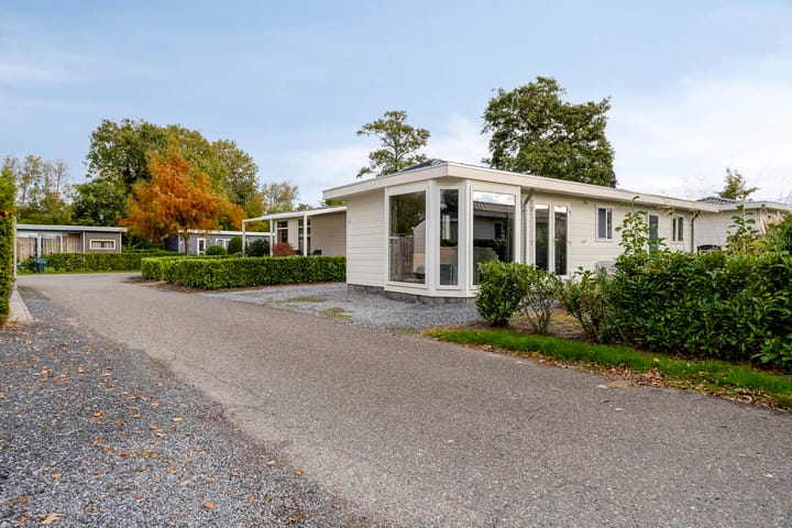 Rijksstraatweg 186-251 in Dordrecht foto