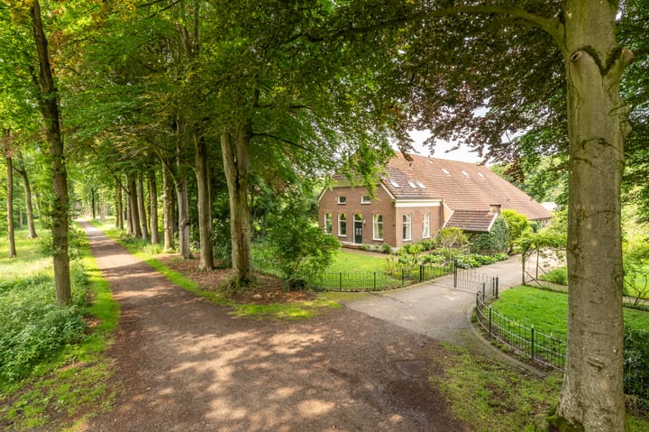 Rijksstraatweg 19 in Glimmen foto