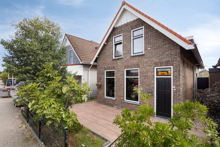 Rijksstraatweg 22 in Hellevoetsluis