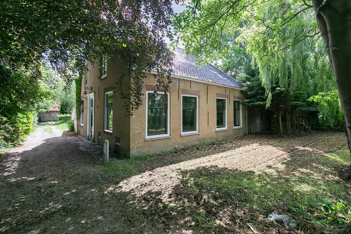 Rijksstraatweg 272 in Hellevoetsluis foto