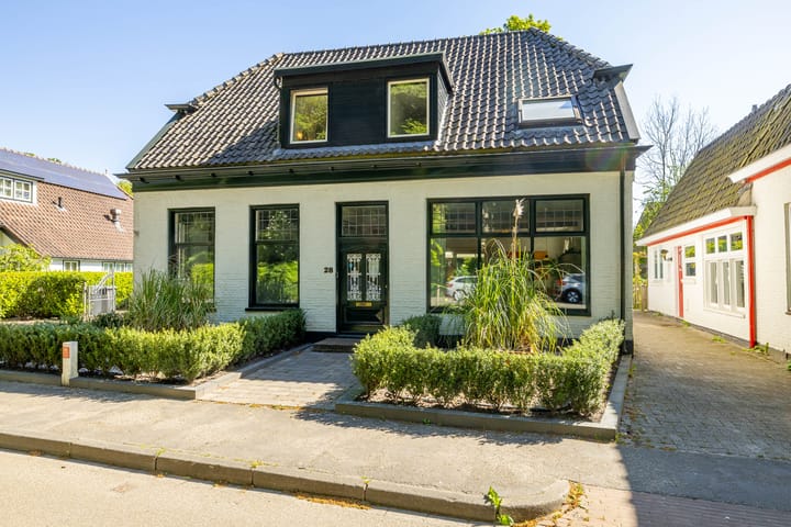 Rijksstraatweg 28 in Glimmen foto