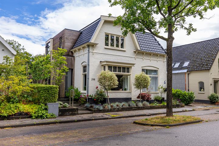 Rijksstraatweg 298 in Haren Gn foto