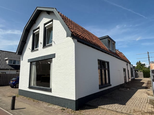 Rijksstraatweg 5 in Elst Ut