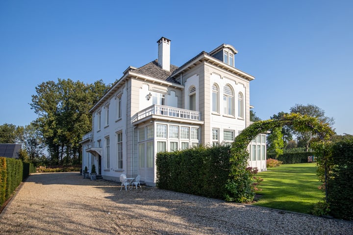 Rijksstraatweg 75 in Warnsveld foto