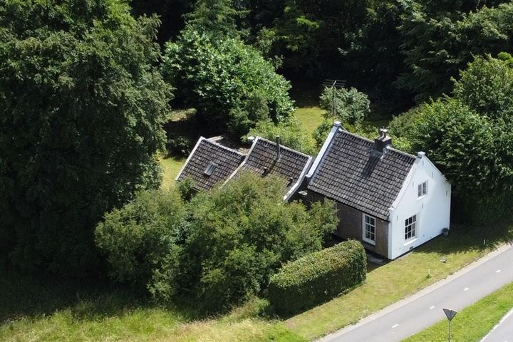 Rijksstraatweg 8 in Olst foto