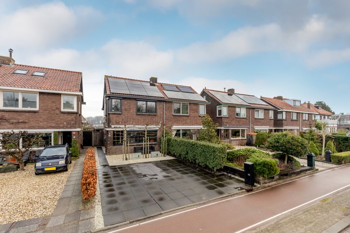 Rijksstraatweg 90 in Ridderkerk foto