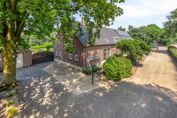 Rijksweg 19a in Schaijk foto