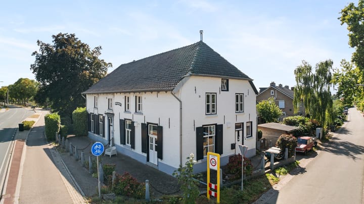 Rijksweg 256 in Heumen foto