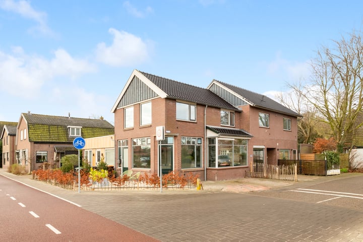 Rijksweg 31 in Limmen foto