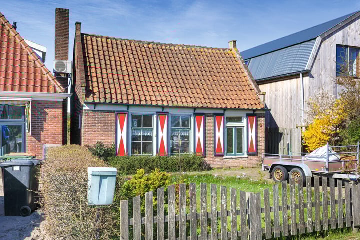 Rijksweg 33 in Schoorl foto