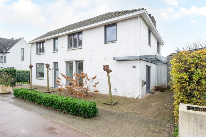 Rijksweg 48 in Cadier en Keer foto