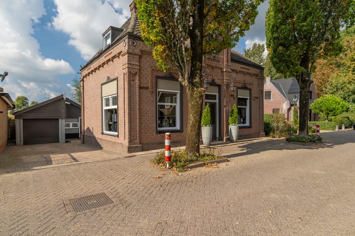 Rijksweg 69 in Nieuwendijk foto
