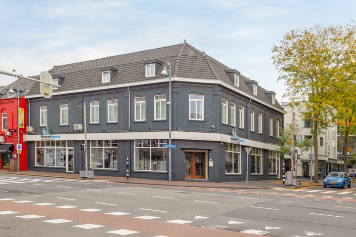 Rijksweg Centrum 2 in Geleen foto