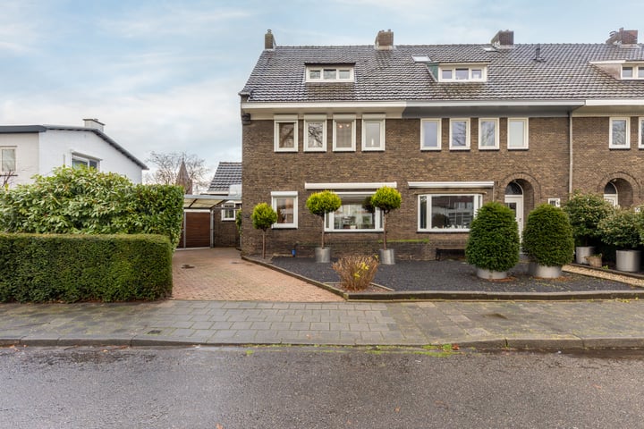 Rijksweg Noord 171 in Sittard foto