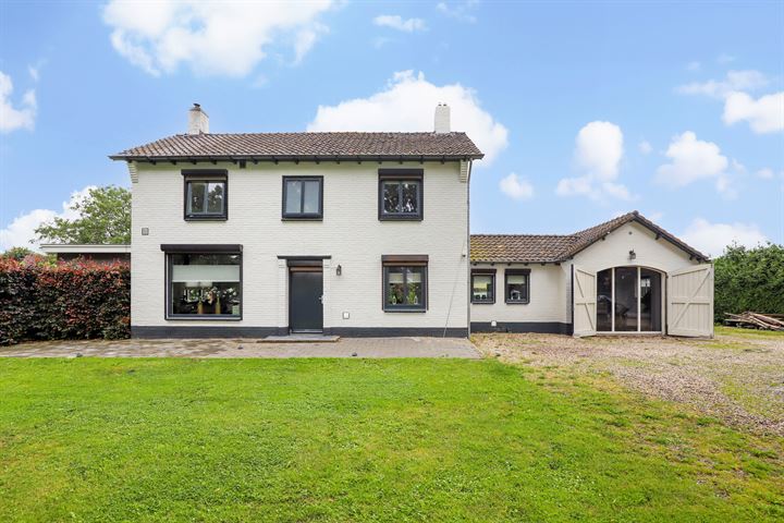 Rijksweg-Noord 89 in Elst foto