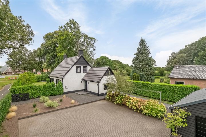 Rijksweg NZ 23 in Havelte foto