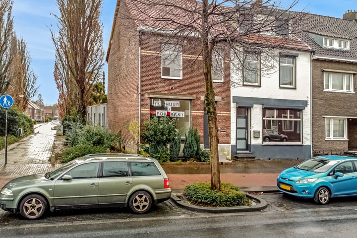 Rijksweg Zuid 103 in Geleen foto