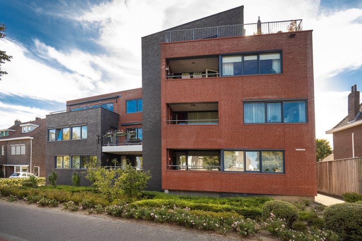 Rijksweg Zuid 122-8 in Sittard foto