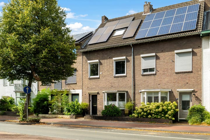 Rijksweg Zuid 132B in Geleen foto
