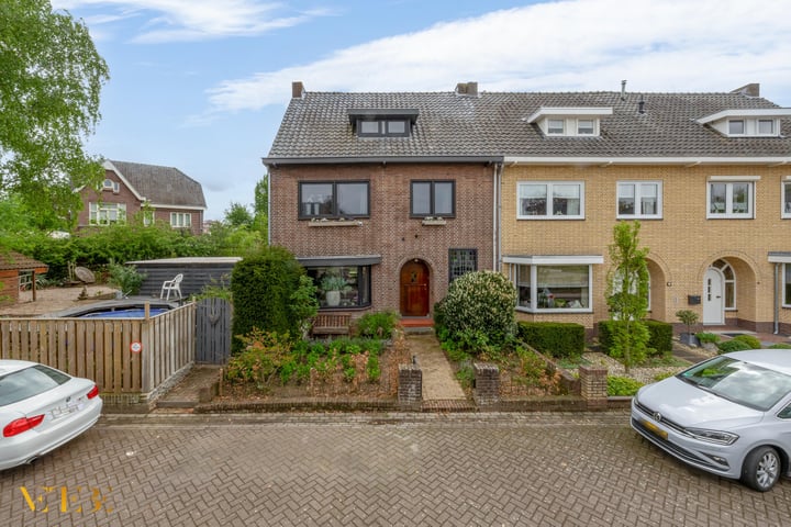 Rijksweg Zuid 77 in Swalmen foto
