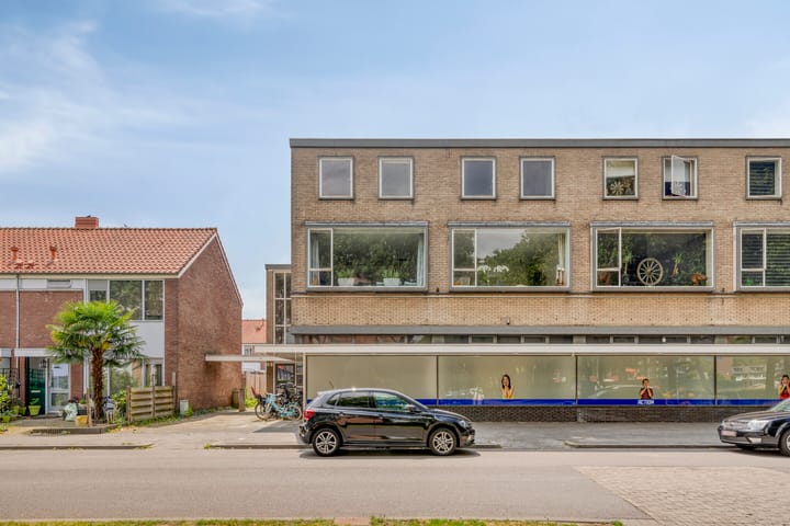 Rijnauwenstraat 110A in Breda foto