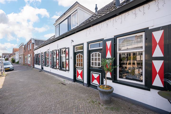 Rijnkade 2 in Bodegraven foto