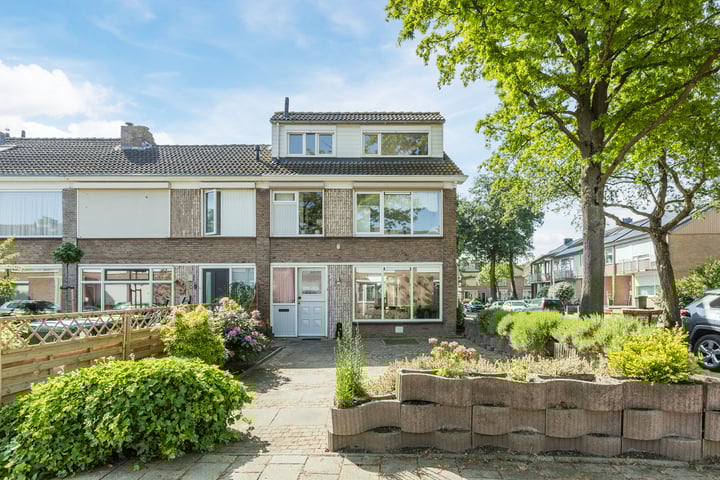 Rijnlaan 38 in Bergen op Zoom foto